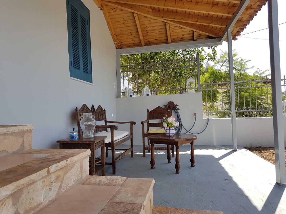 Nafplio Cozy Mountain Cottage Δωμάτιο φωτογραφία